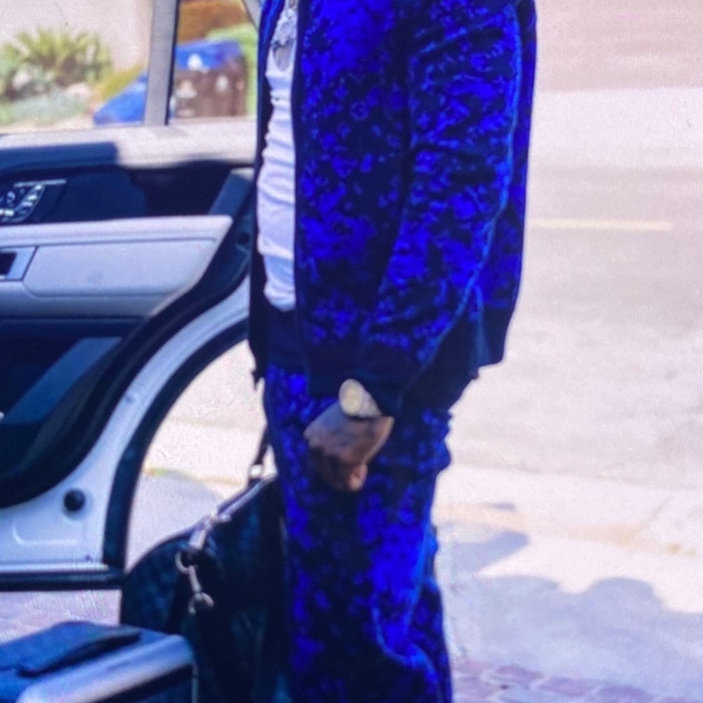 Mens LV suit reversible